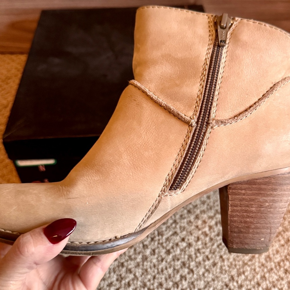 Steve Madden light cream colored booties.
